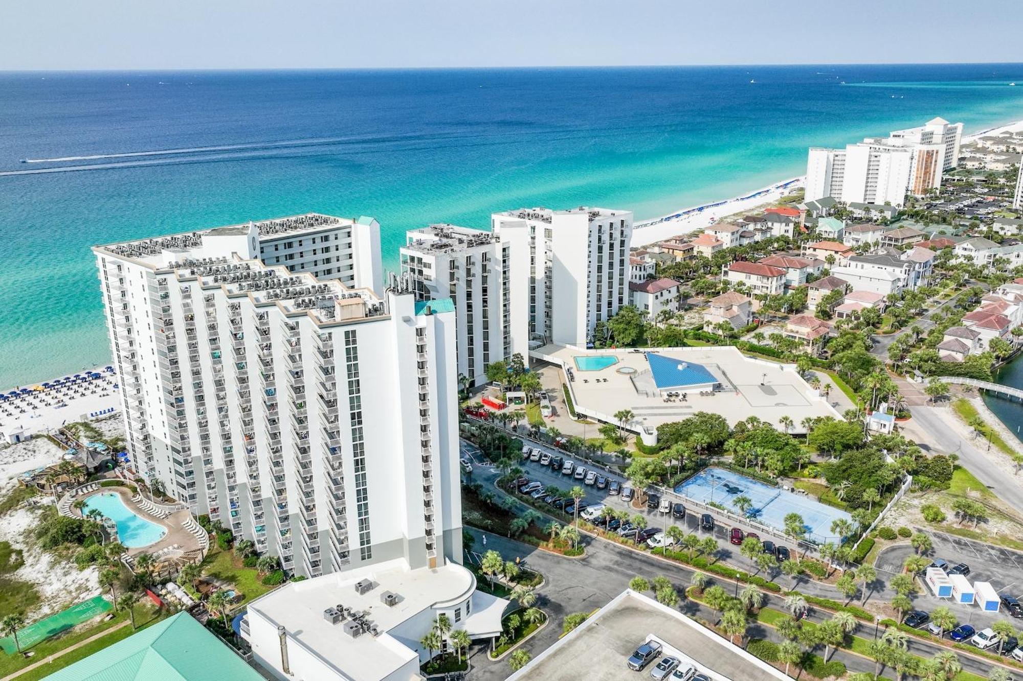 Pelican Beach Resort By Panhandle Getaways Destin Buitenkant foto